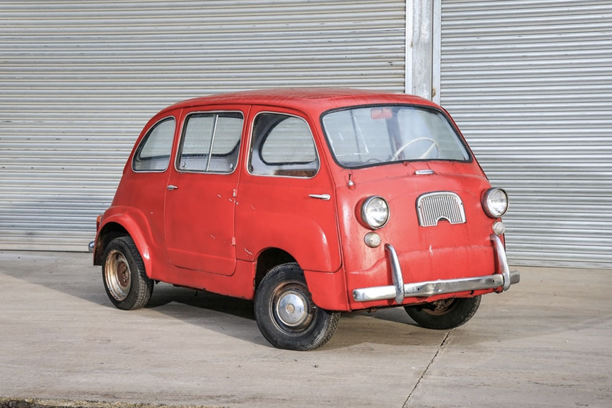 Red 1959 Fiat 600 Multipla Restoration