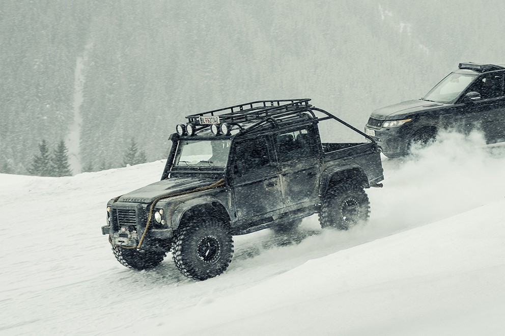 Land Rover Defender