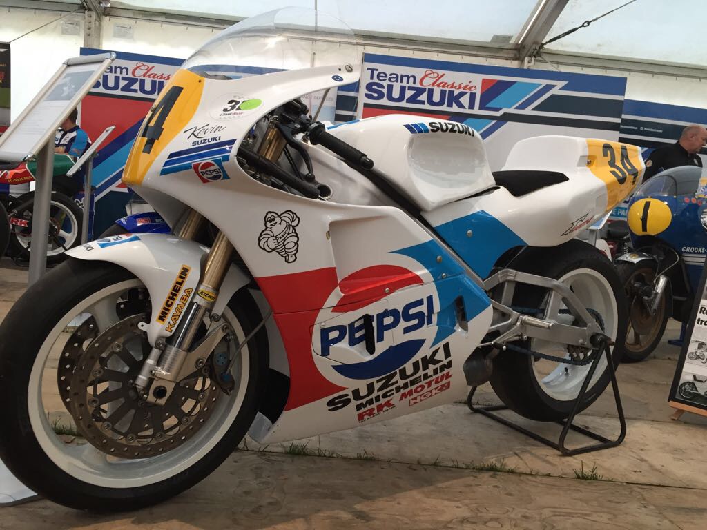 RGV500 XR75 Pepsi