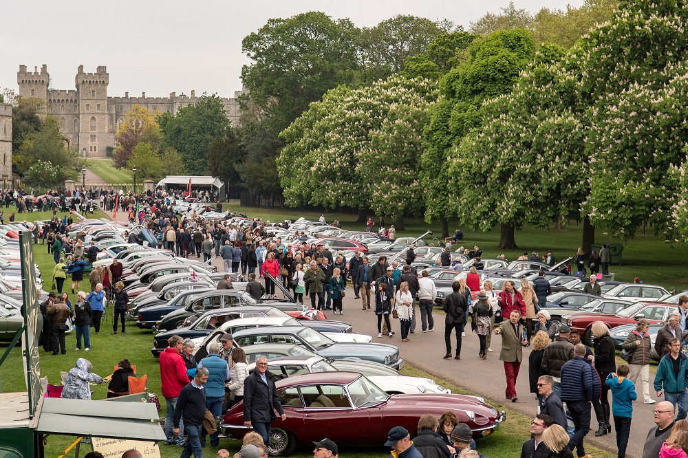 Crowds at the Royal Windsor Jaguar Festival 2017