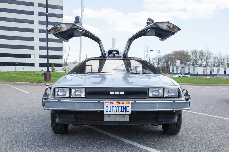 DeLorean DMC-12