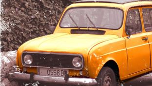 renault-4-banner