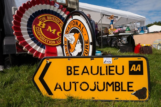 International-Autojumble-14