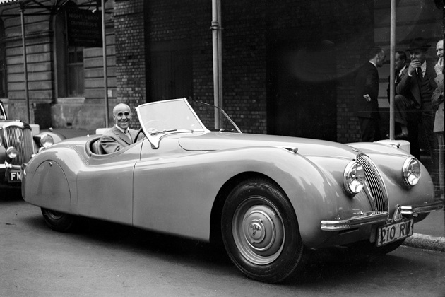 A%20closer%20look%20at%20the%20Supercar%20of%20the%20Century