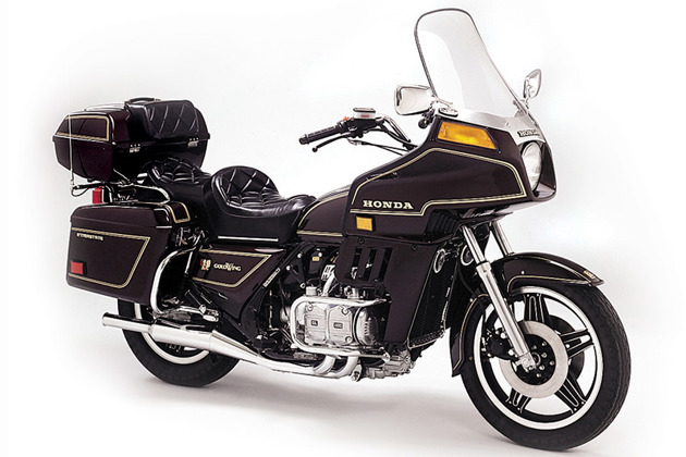 fj-classictoutingmotorcycles-honda-goldwing