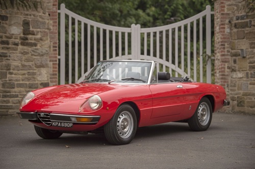 Alfa_Romeo_Spider_S2_2000_Veloce.jpg