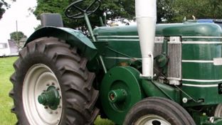 tractor-banner