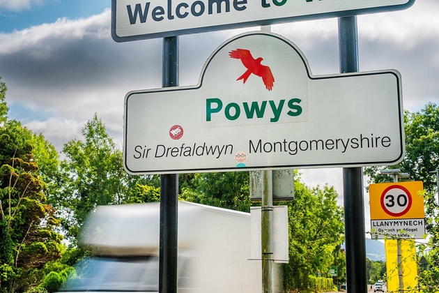Welcome to Wales sign