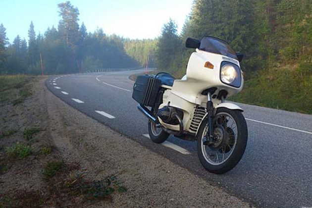 r100-with-fairing-no-credit