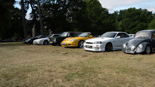 header-row-of-different-classic-cars