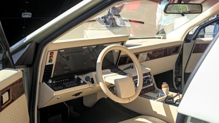 Aston Martin Lagonda Series 2