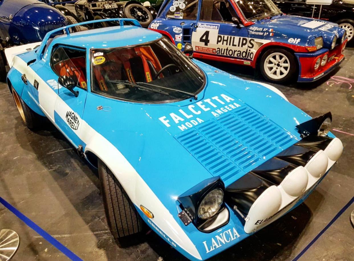 Blue Lancia