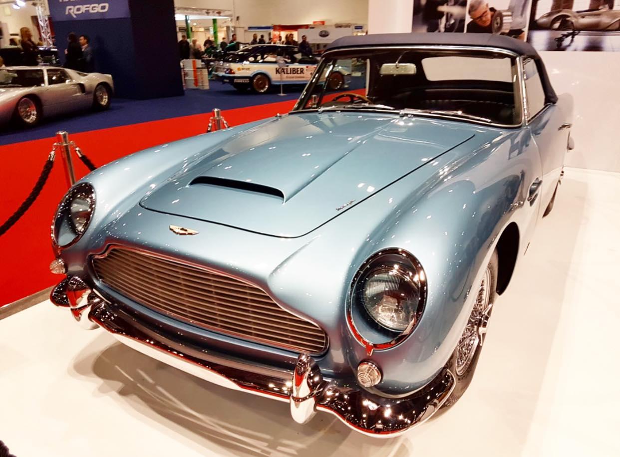 Aston Martin DB6