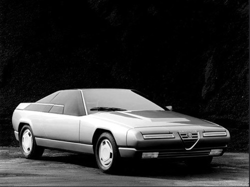 Black and white image of a Alfa Romeo Delfin