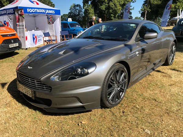 aston-martin-coupe