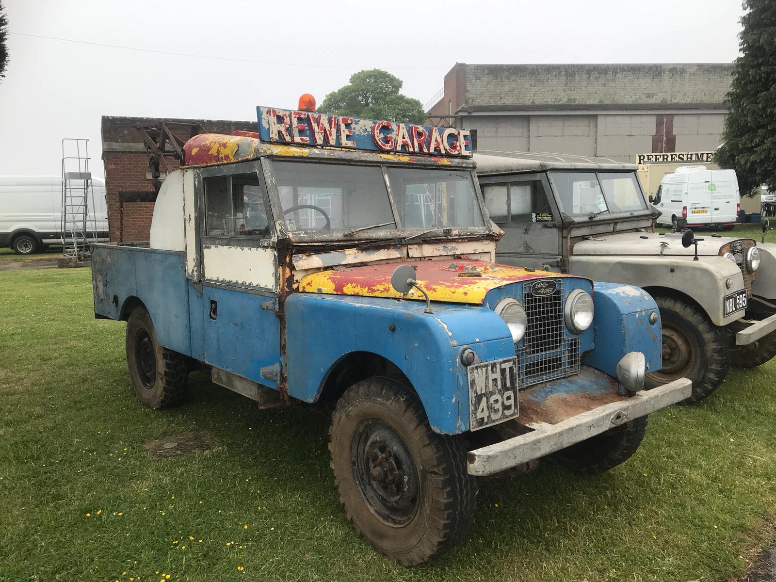 Landy with patina