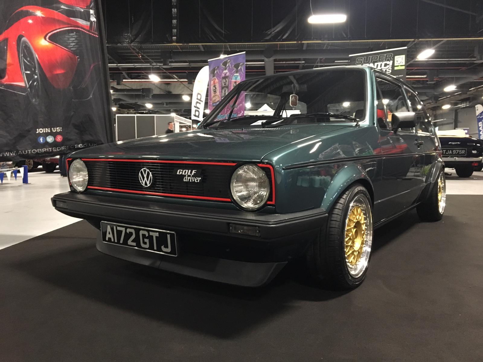 Gold wheels add some bling to this VW Golf