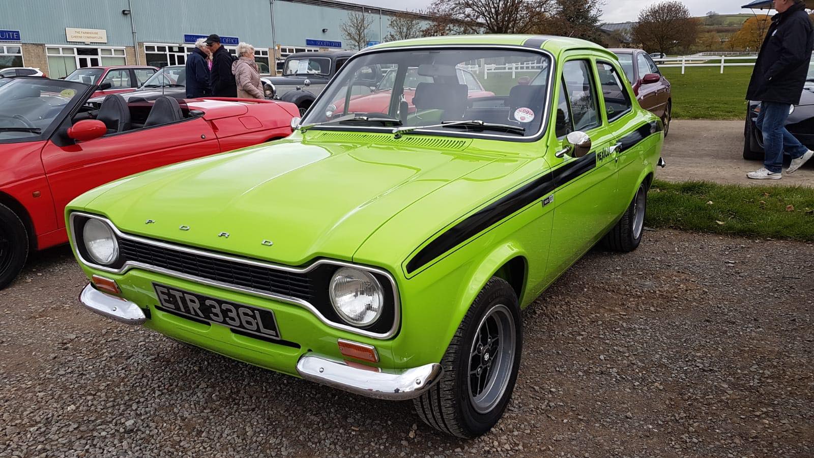 A green Ford Mexico