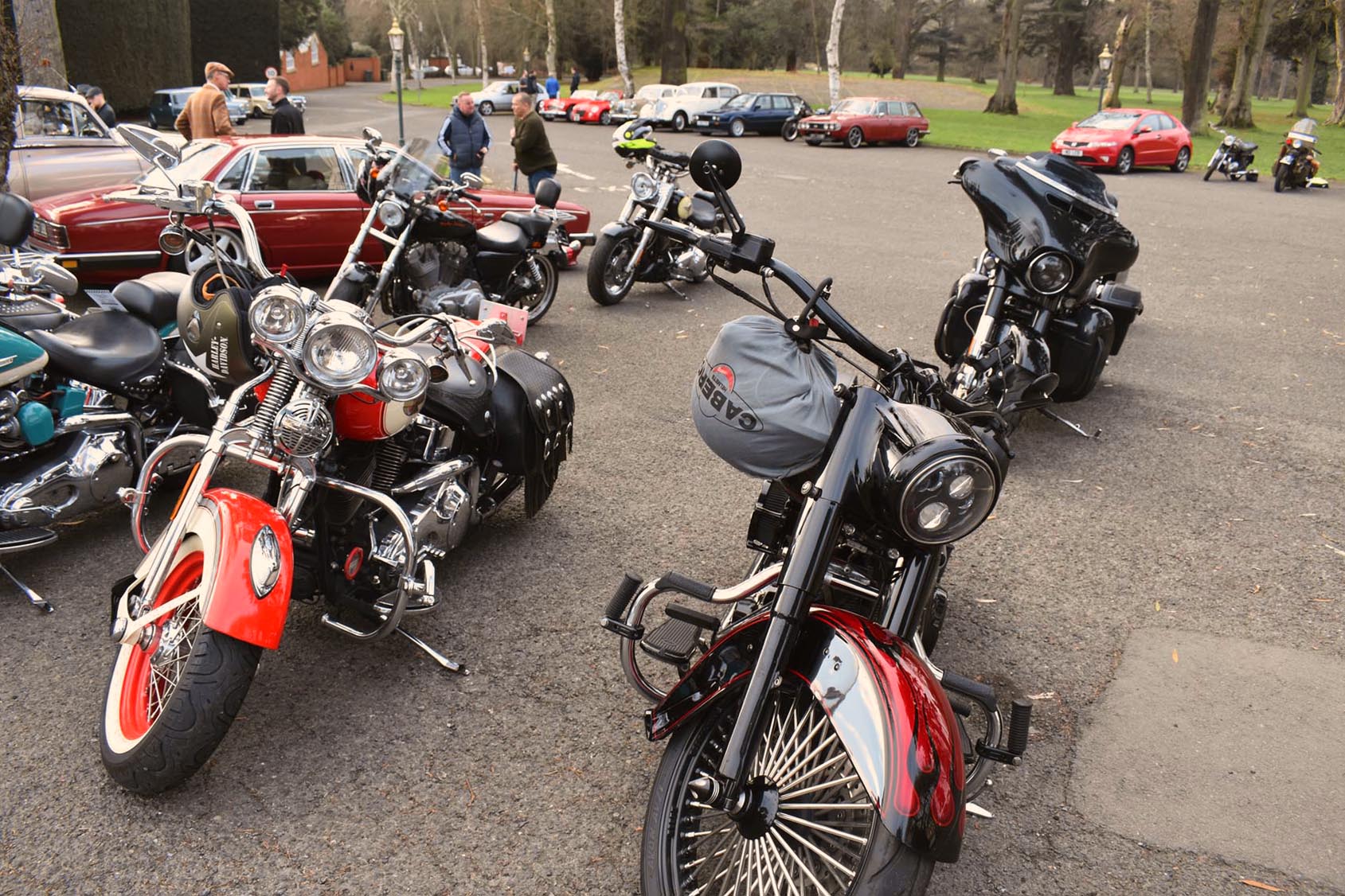 Harley Davidson group.jpg