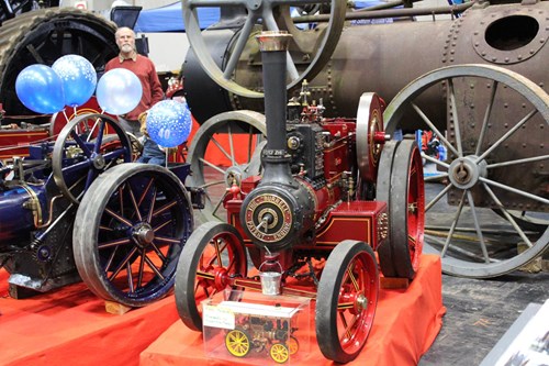 Traction-Engine