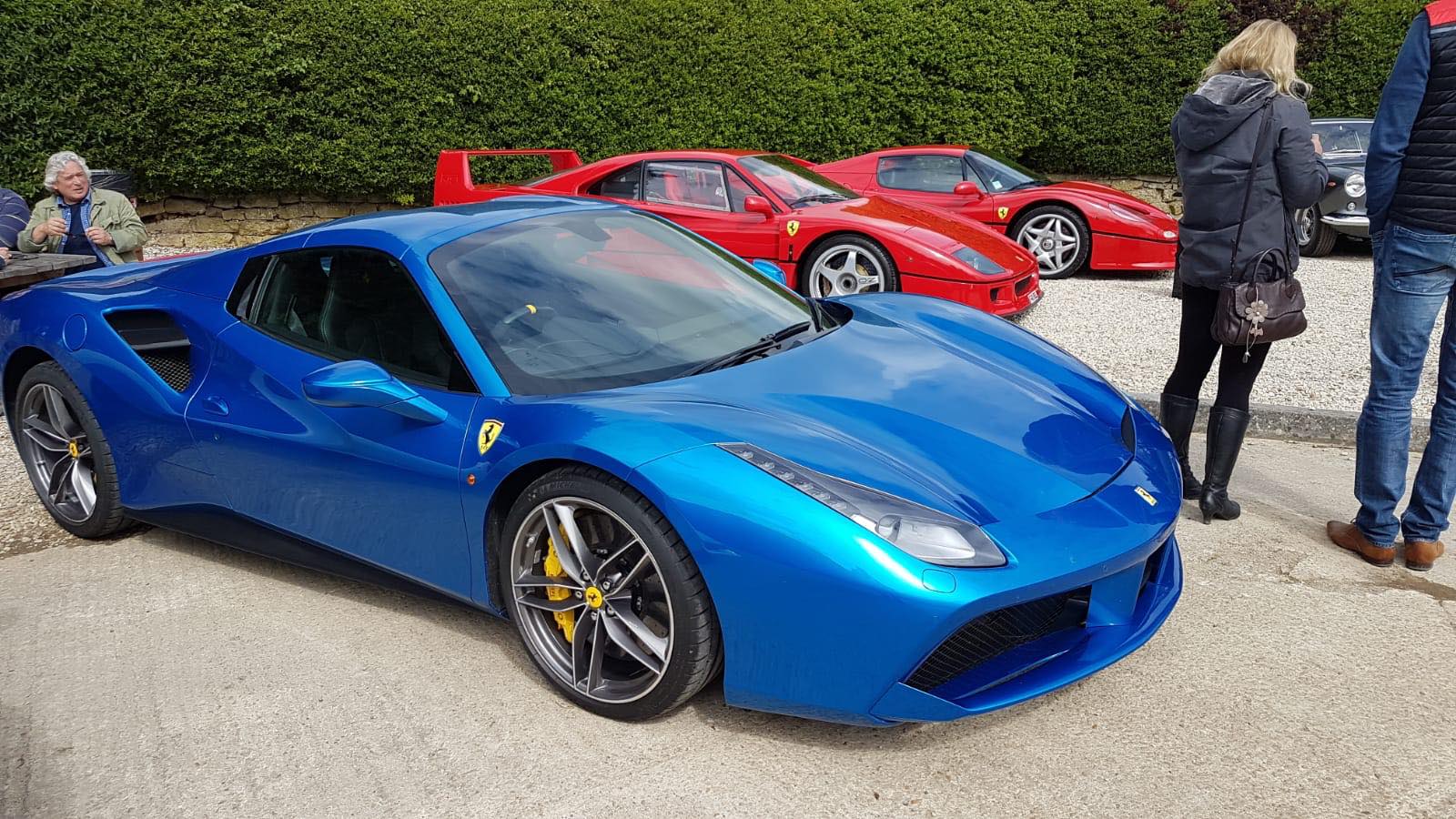 blue-ferrari-cmh.jpg