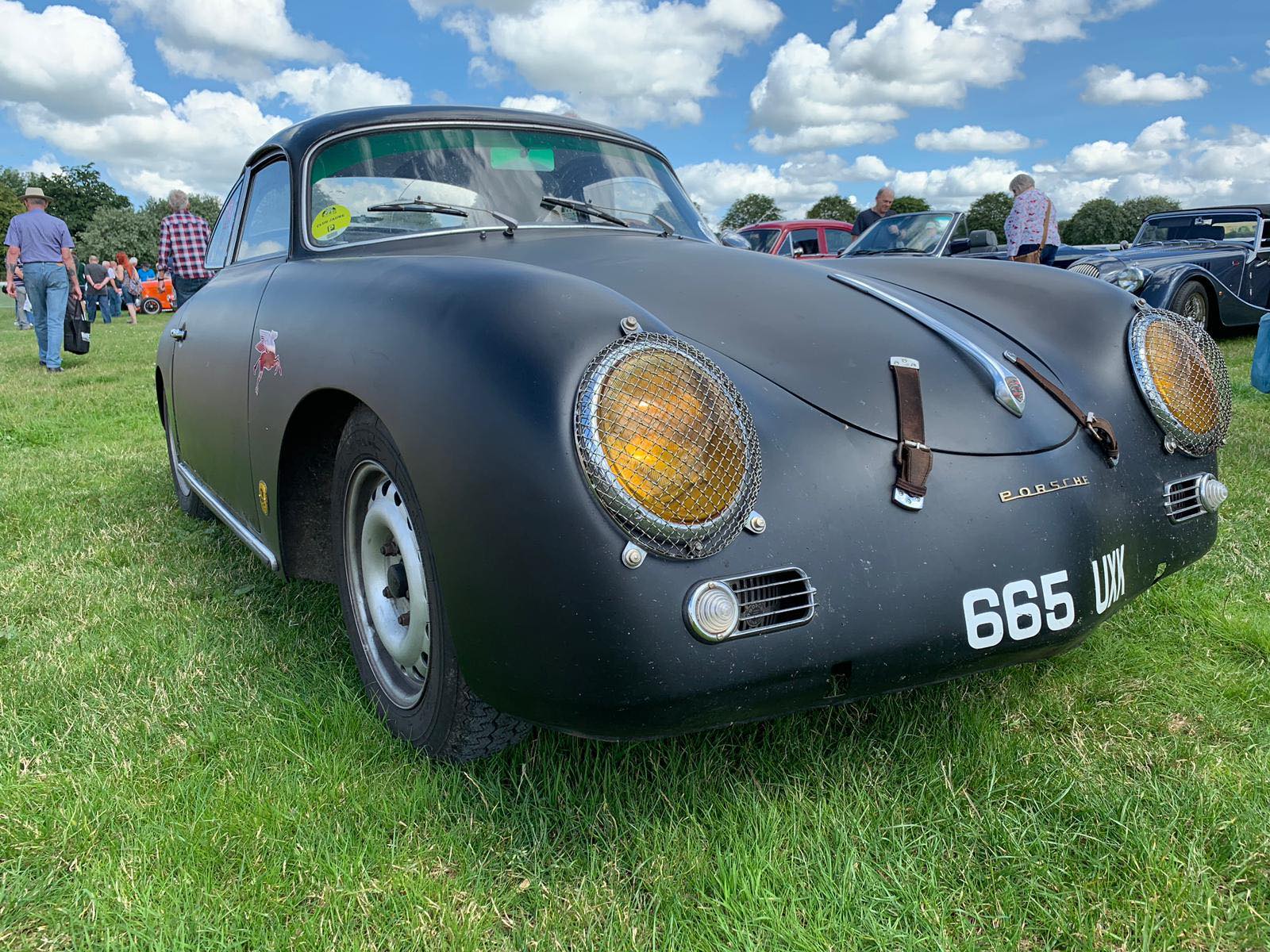 matte-black-porsche.jpg