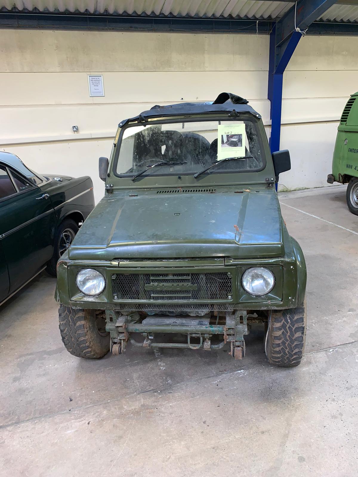 Land Rover lot