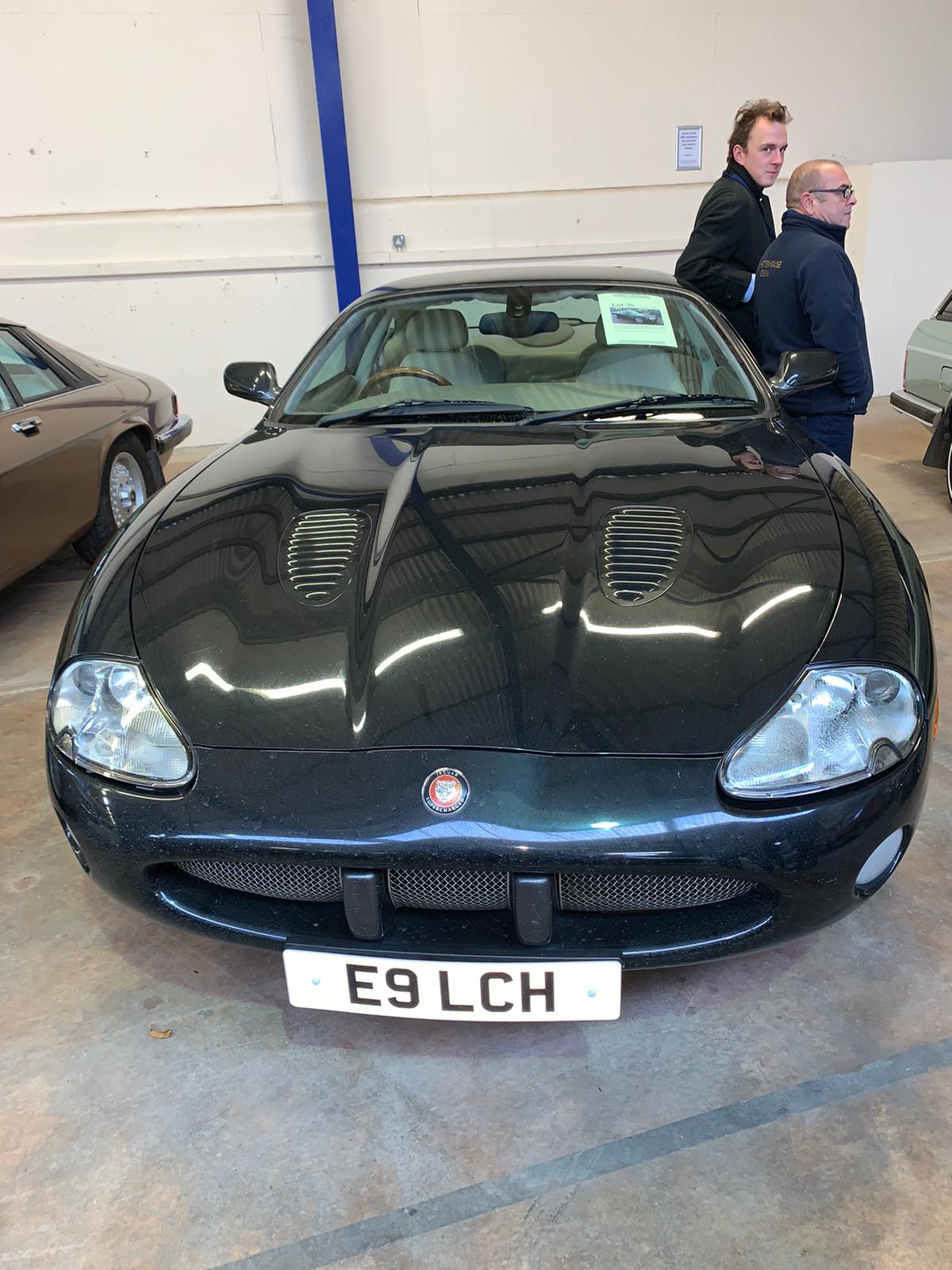 2002 Jaguar Xkr Auto