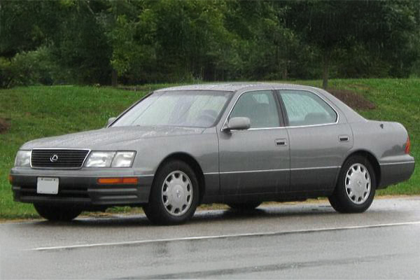 Grey 1995 97 Lexus Luxury Sedan 400