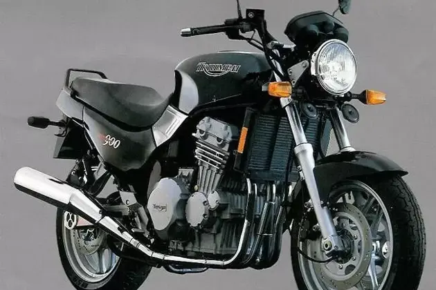 fjblog-triumphtriples-trident900