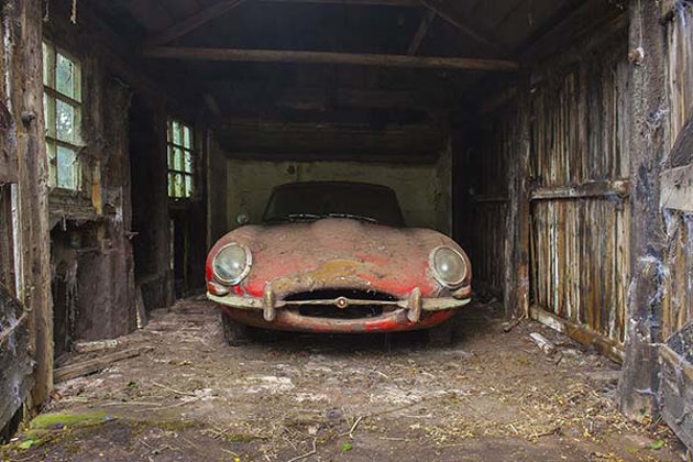 barn-find-e-type-to-go-under-the-hammer-for-45k