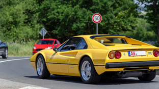 header-1975-1985-yellow-ferrari-308-gtb