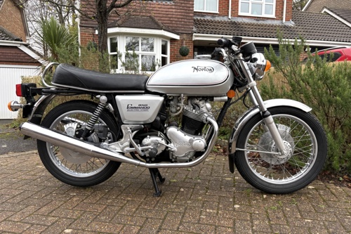 1975 Norton Commando