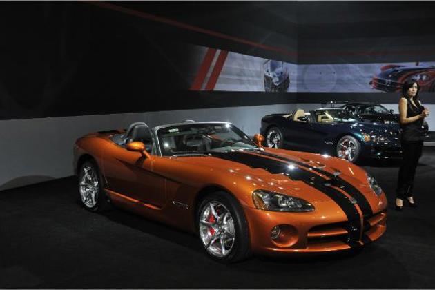 orange-2010-dodge-viper
