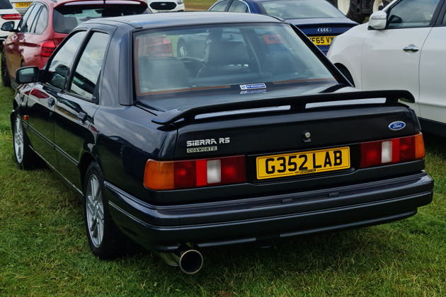 Sierra from TV series Spenders