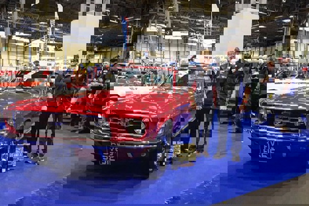 Julia%20and%20Ross%20Classic%20American