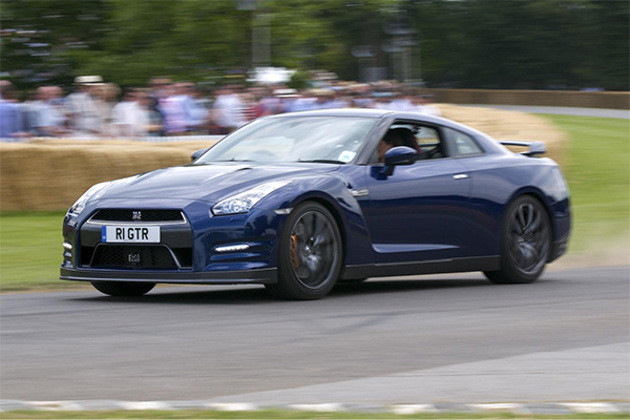 blue-godzilla-nissan-gtr-sixth-generation