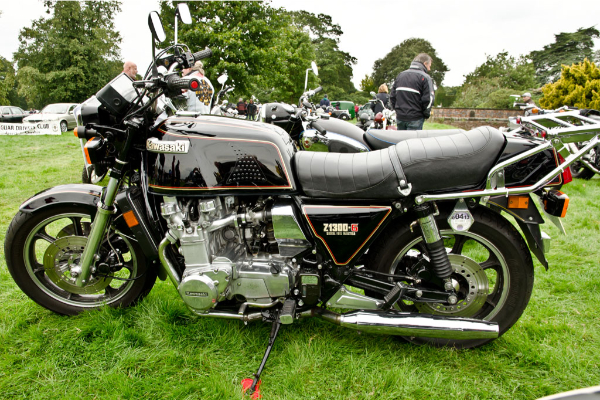 Black 1989 Kawasaki Z1300 Motorbike