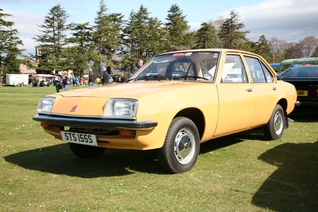 credit-graham-robertson