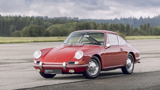 Red Porsche 901