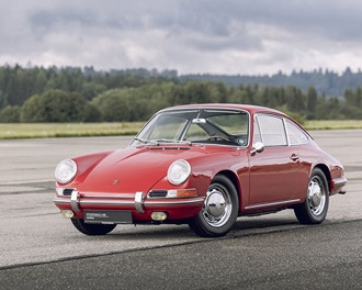 Red Porsche 901