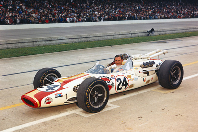 graham-hill-driving-f1-lola-t90-at-1966-indy-500