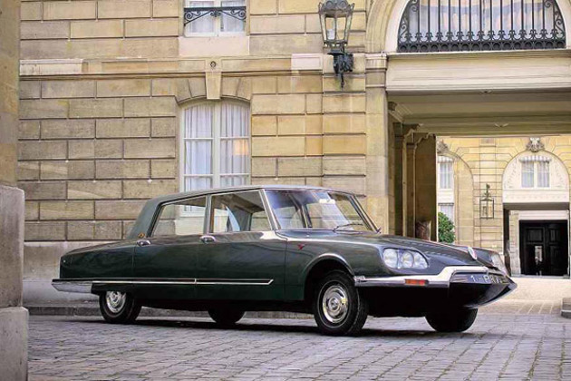 black-1968-citroen-ds-21-presidential