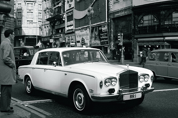White 1965 to 1976 Rolls Royce Silver Shadow Series I