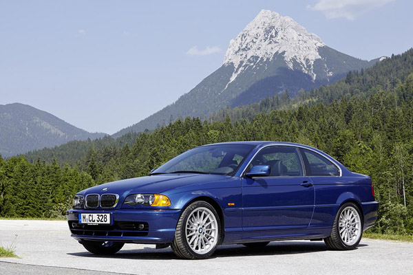 Metallic Navy Blue 1998- 2006 BMW 3 Series E46 Guffert Austrian mountain backdrop
