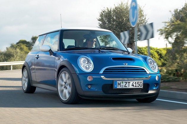 fjblog-futureclassics-minicoopers