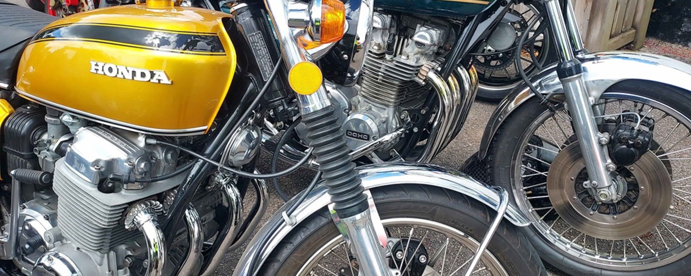 Honda CB750 and Kawasaki 900