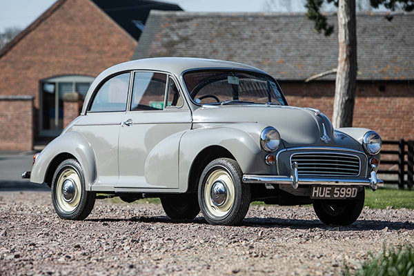 Light grey morris minor