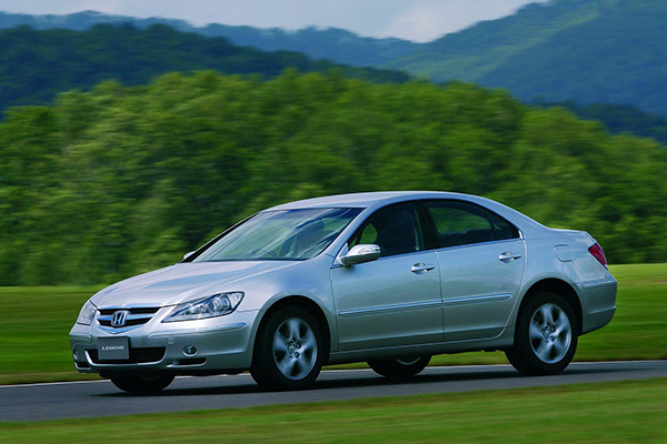 Silver Honda Legend