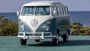VW-Original 39854 1962 t1 microbus special model samba bus